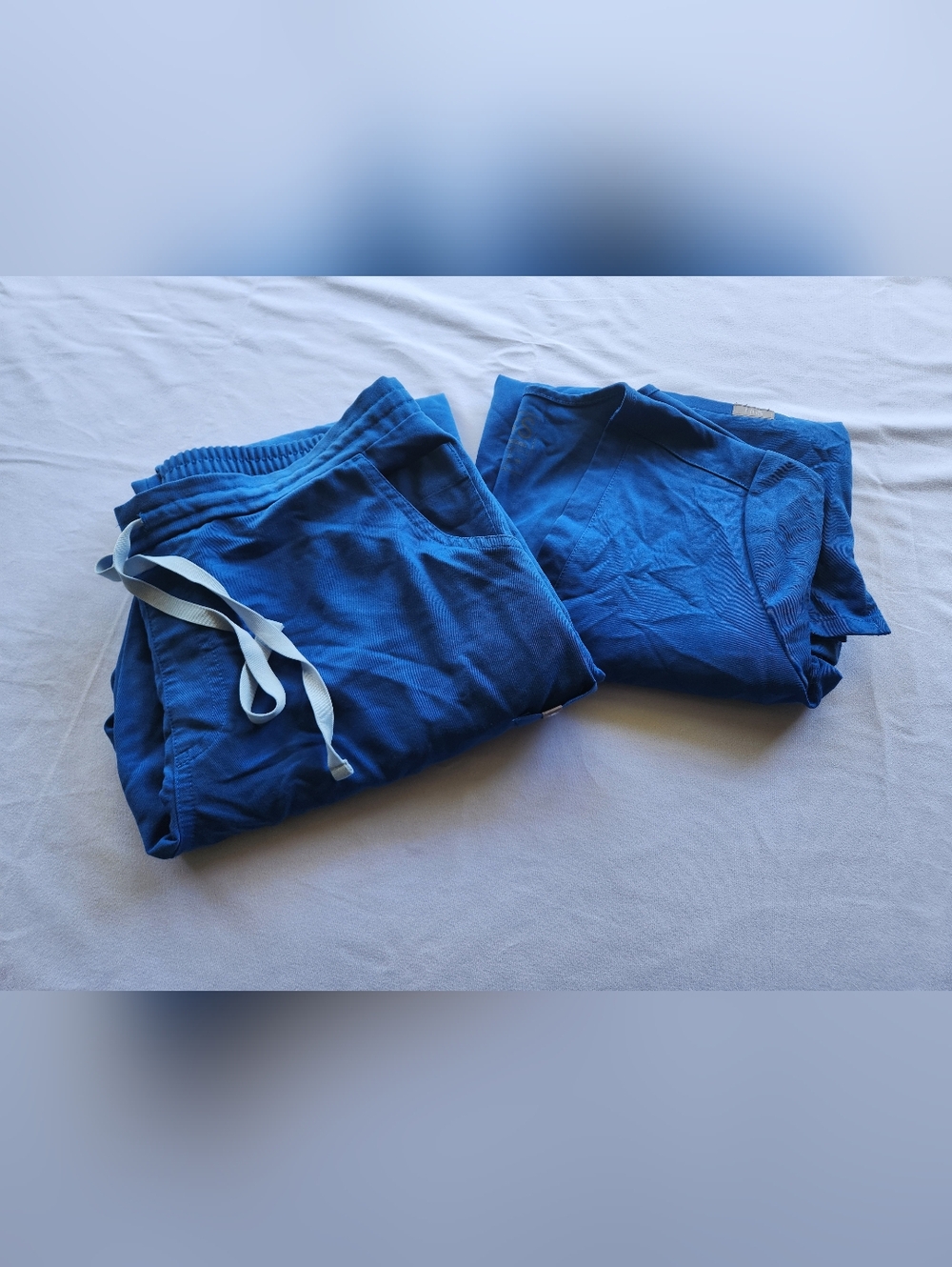 Medium FIGS Royal Blue Set